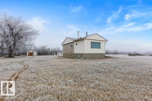 26110 Twp Road 554, Rural Sturgeon County, AB - Outdoor