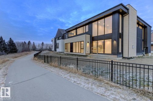 7 6090 Crawford Drive, Edmonton, AB - Outdoor