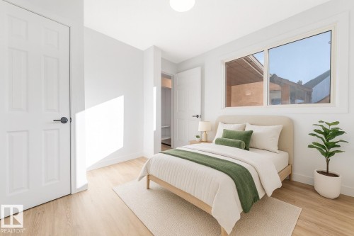 6030 Mill Woods Rd S, Edmonton, AB - Indoor Photo Showing Bedroom