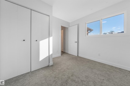 6030 Mill Woods Rd S, Edmonton, AB - Indoor Photo Showing Other Room