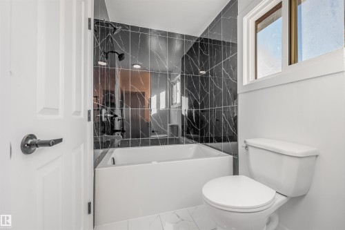 6030 Mill Woods Rd S, Edmonton, AB - Indoor Photo Showing Bathroom
