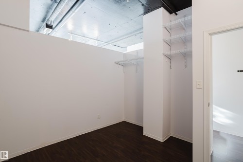 1611 10024 Jasper Avenue, Edmonton, AB - Indoor Photo Showing Other Room