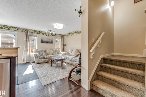 2919 16 Avenue, Edmonton, AB - Indoor Photo Showing Living Room