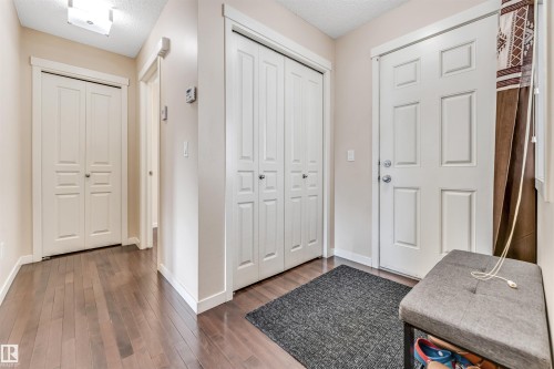 2919 16 Avenue, Edmonton, AB - Indoor Photo Showing Other Room