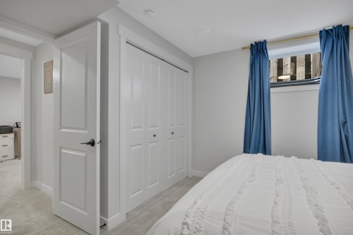 153 Camelot Avenue, Leduc, AB - Indoor Photo Showing Bedroom