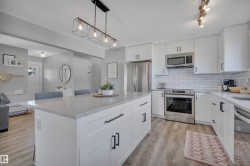 153 CAMELOT Avenue  Leduc, AB T9E 4K7