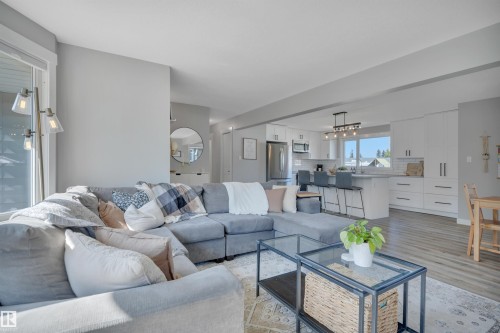 153 Camelot Avenue, Leduc, AB - Indoor Photo Showing Living Room