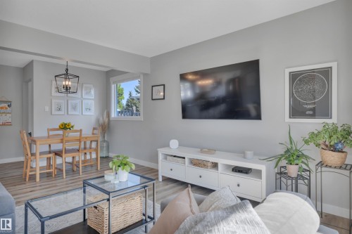 153 Camelot Avenue, Leduc, AB - Indoor Photo Showing Living Room
