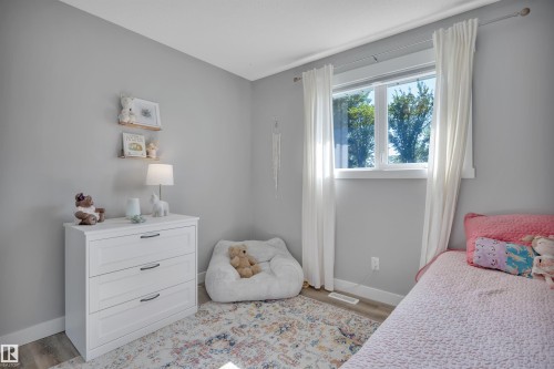 153 Camelot Avenue, Leduc, AB - Indoor Photo Showing Bedroom