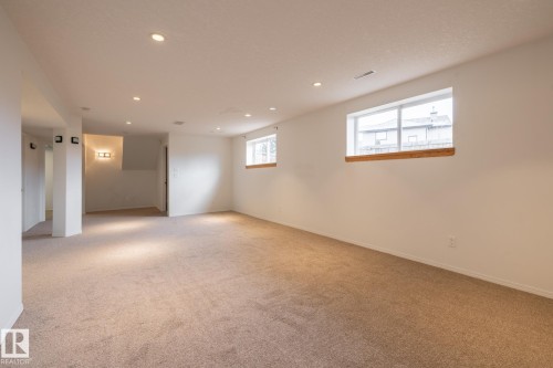514 79 Street, Edmonton, AB - Indoor