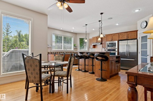 617 Dalhousie Crescent, Edmonton, AB - Indoor