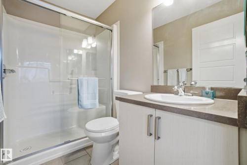 29 4470 Prowse Road, Edmonton, AB - Indoor Photo Showing Bathroom