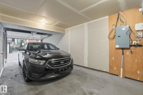 29 4470 Prowse Road, Edmonton, AB - Indoor Photo Showing Garage