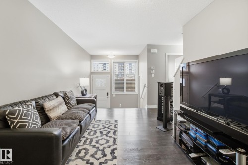 29 4470 Prowse Road, Edmonton, AB - Indoor Photo Showing Living Room