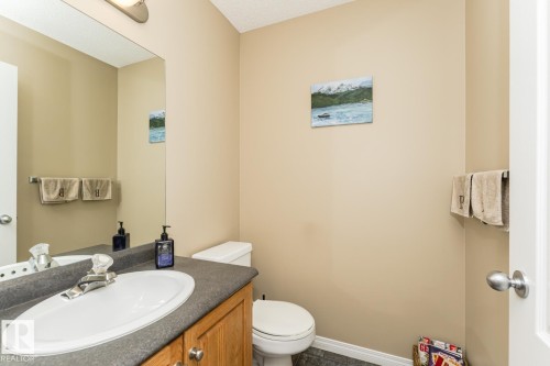 12927 Hudson Way, Edmonton, AB - Indoor Photo Showing Bathroom