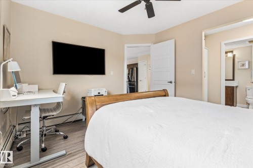 303 396 Silver Berry Road, Edmonton, AB - Indoor Photo Showing Bedroom