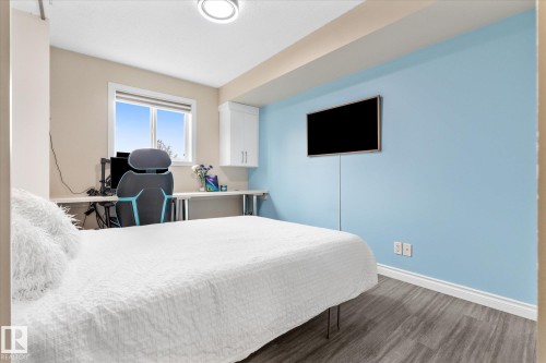 303 396 Silver Berry Road, Edmonton, AB - Indoor Photo Showing Bedroom