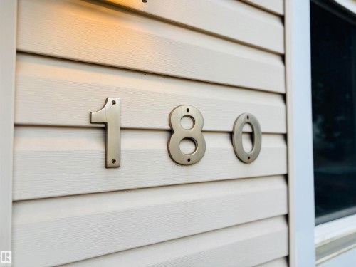 180 Centennial Court, Edmonton, AB - Outdoor With Exterior