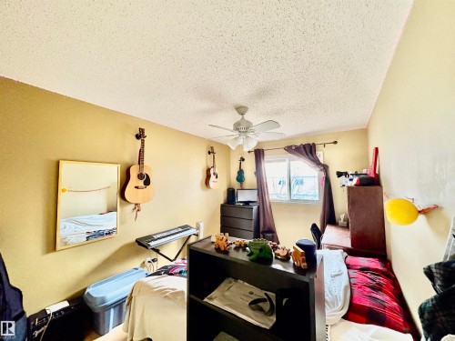 180 Centennial Court, Edmonton, AB - Indoor