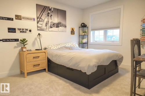 820 Ormsby Close, Edmonton, AB - Indoor Photo Showing Bedroom
