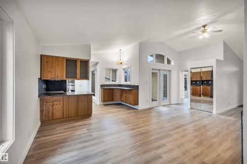 5220 47A Avenue, Rural Lac Ste. Anne County, AB - Indoor Photo Showing Kitchen