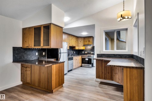 5220 47A Avenue, Rural Lac Ste. Anne County, AB - Indoor Photo Showing Kitchen