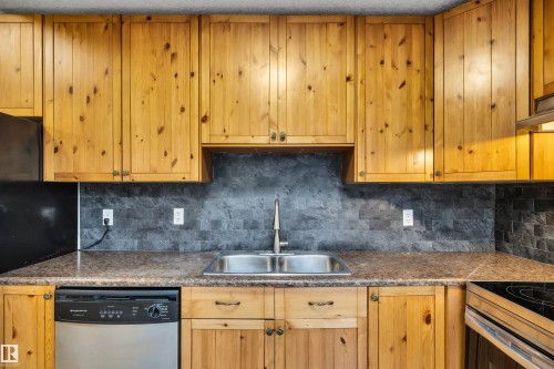 5220 47A Avenue, Rural Lac Ste. Anne County, AB - Indoor Photo Showing Kitchen