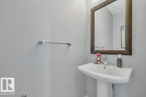 306 Balsam Link, Leduc, AB - Indoor Photo Showing Bathroom