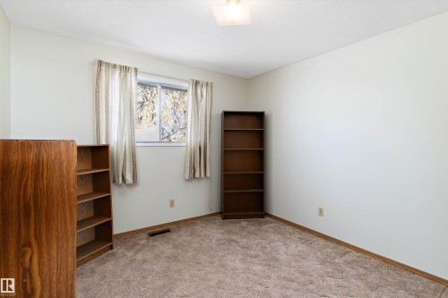 152 Corithia Drive, Leduc, AB - Indoor Photo Showing Other Room