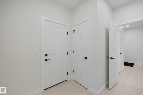 37 Gable Common, Spruce Grove, AB - Indoor Photo Showing Other Room