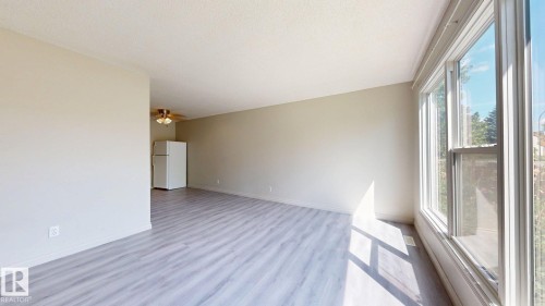 1508 62 Street, Edmonton, AB - Indoor Photo Showing Other Room