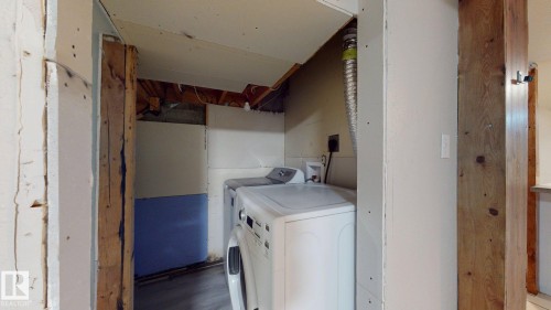 1508 62 Street, Edmonton, AB - Indoor Photo Showing Laundry Room