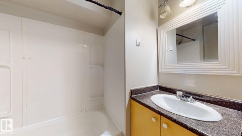 1508 62 Street, Edmonton, AB - Indoor Photo Showing Bathroom