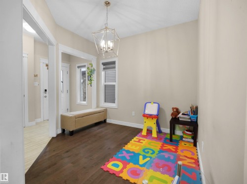 8716 Carson Way, Edmonton, AB - Indoor Photo Showing Other Room