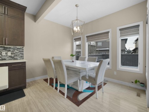 8716 Carson Way, Edmonton, AB - Indoor Photo Showing Dining Room