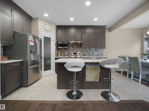 8716 Carson Way, Edmonton, AB - Indoor Photo Showing Kitchen With Upgraded Kitchen