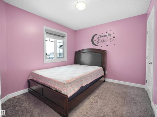 8716 Carson Way, Edmonton, AB - Indoor Photo Showing Bedroom