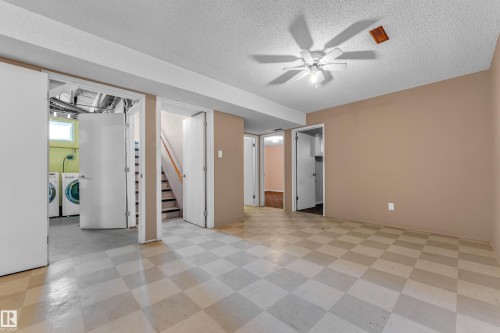 8103 14 Avenue, Edmonton, AB - Indoor Photo Showing Other Room