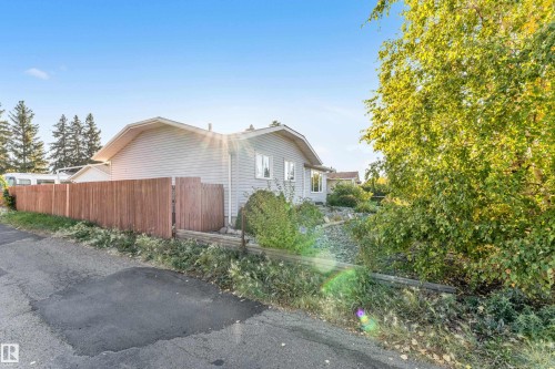 8103 14 Avenue, Edmonton, AB - Outdoor