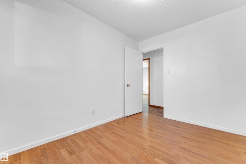 8103 14 Avenue, Edmonton, AB - Indoor