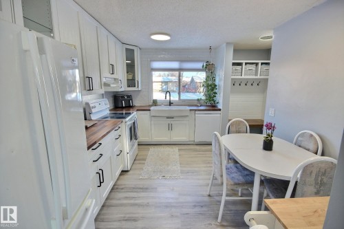 3519 16A Avenue, Edmonton, AB - Indoor