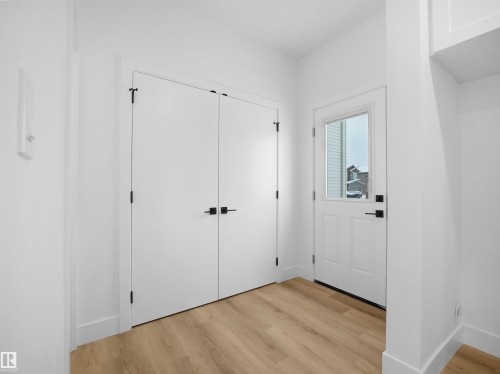 788 Cy Becker Drive, Edmonton, AB - Indoor Photo Showing Other Room