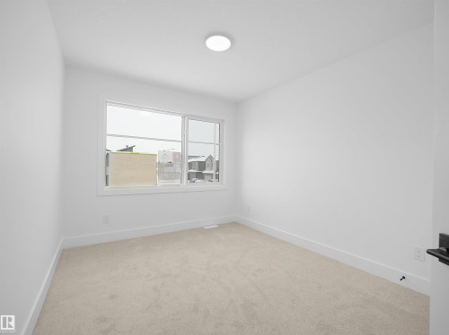 788 Cy Becker Drive, Edmonton, AB - Indoor Photo Showing Other Room
