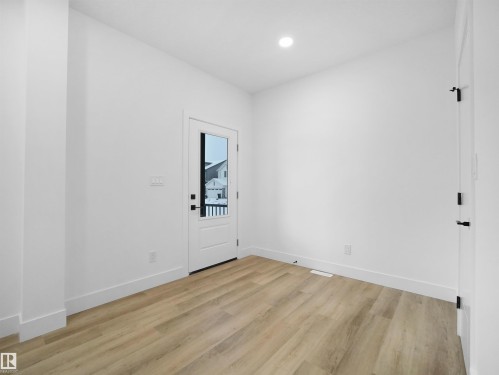 788 Cy Becker Drive, Edmonton, AB - Indoor Photo Showing Other Room