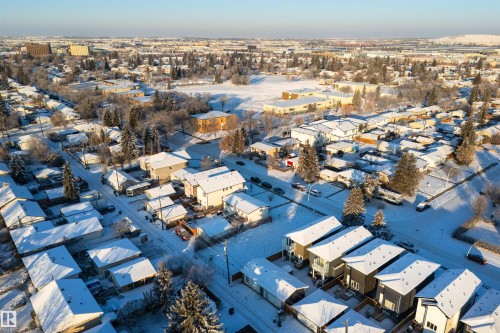 15805 109 Avenue, Edmonton, AB 