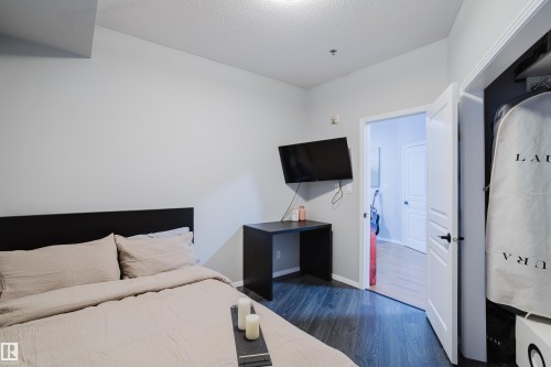140 4827 104A Street, Edmonton, AB - Indoor Photo Showing Bedroom