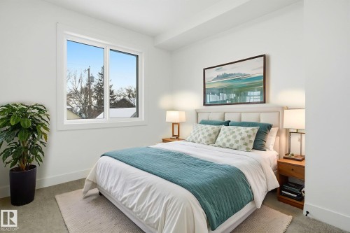 10919 79 Avenue, Edmonton, AB - Indoor Photo Showing Bedroom