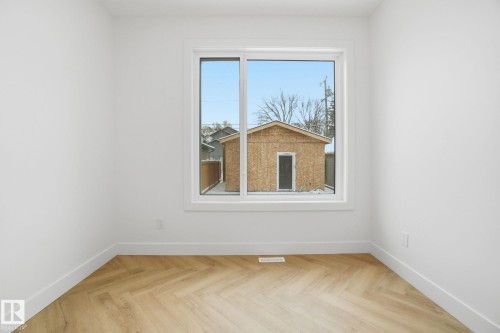 10919 79 Avenue, Edmonton, AB - Indoor Photo Showing Other Room