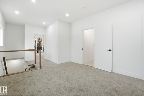10919 79 Avenue, Edmonton, AB - Indoor Photo Showing Other Room