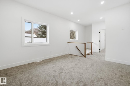 10919 79 Avenue, Edmonton, AB - Indoor Photo Showing Other Room